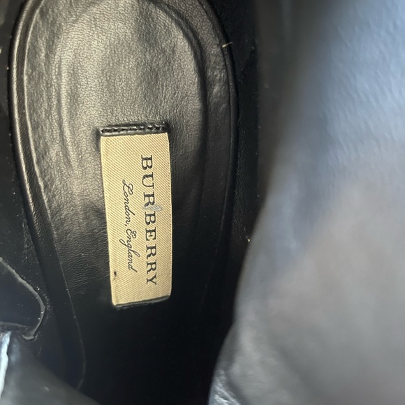 Burberry ladies ancle bots. Size 41. Black - Picture 12 of 14